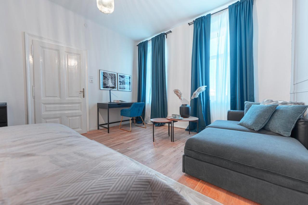 City Appartement Wagram Am Hauptbahnhof Sankt Poelten Extérieur photo