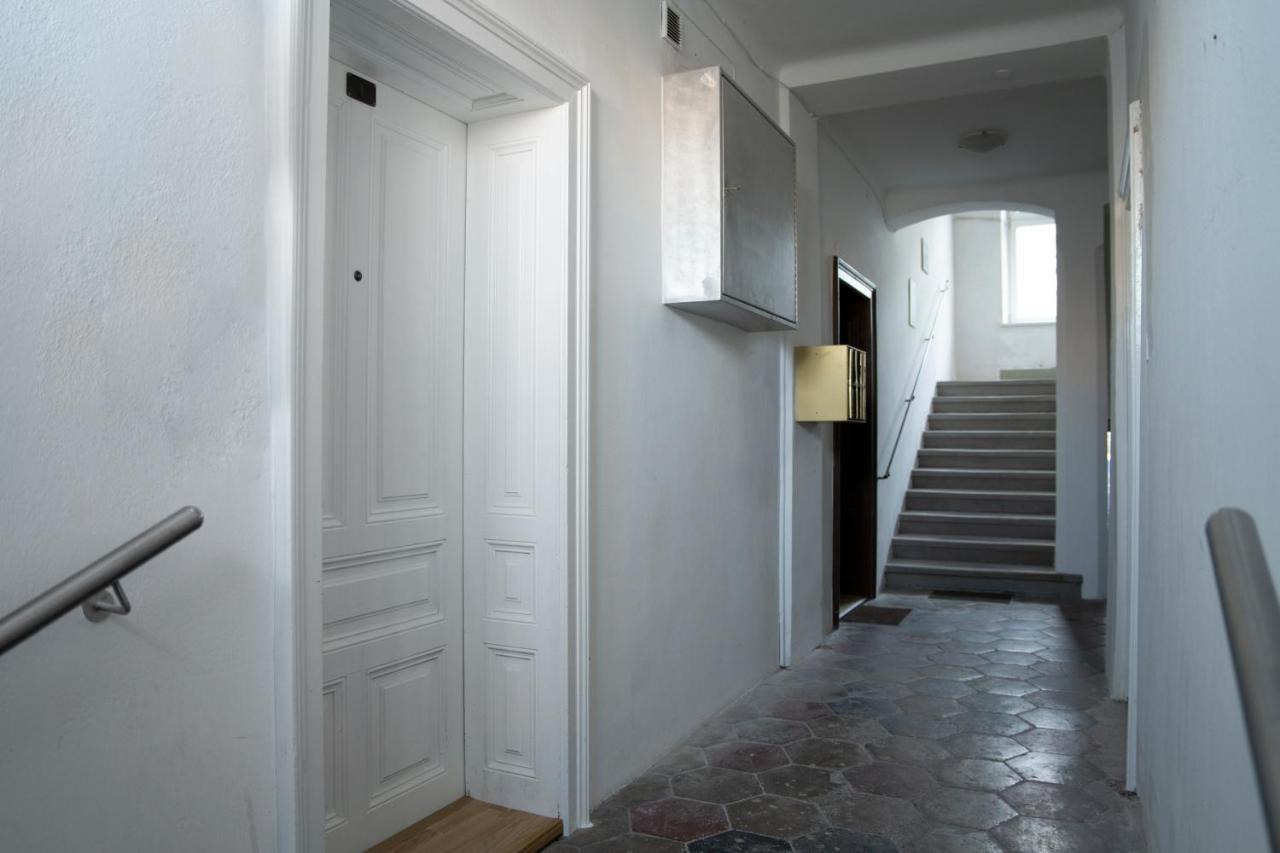 City Appartement Wagram Am Hauptbahnhof Sankt Poelten Extérieur photo